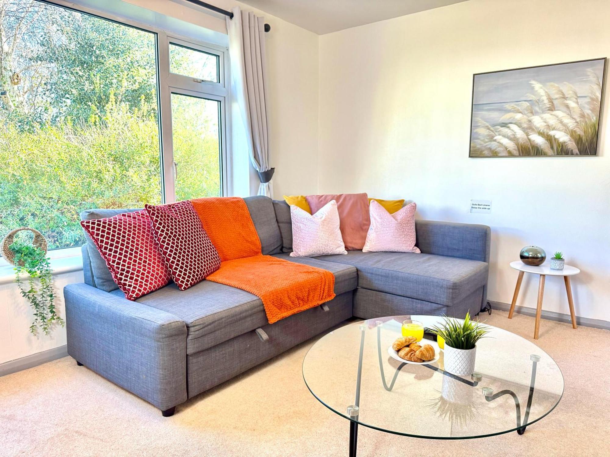 Stylish 3-Bedroom House With Garden & Free Parking'S, Prime Location With Private Garden Kidlington Extérieur photo